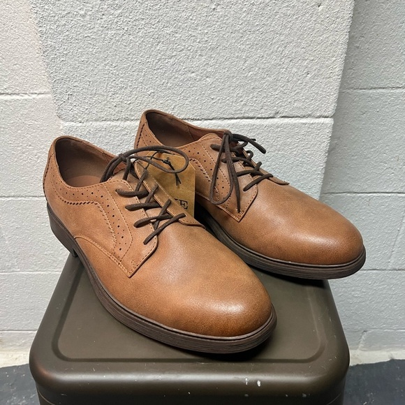 FRYE AND CO. Other - FRYE AND CO. Tan Leather Oxfords